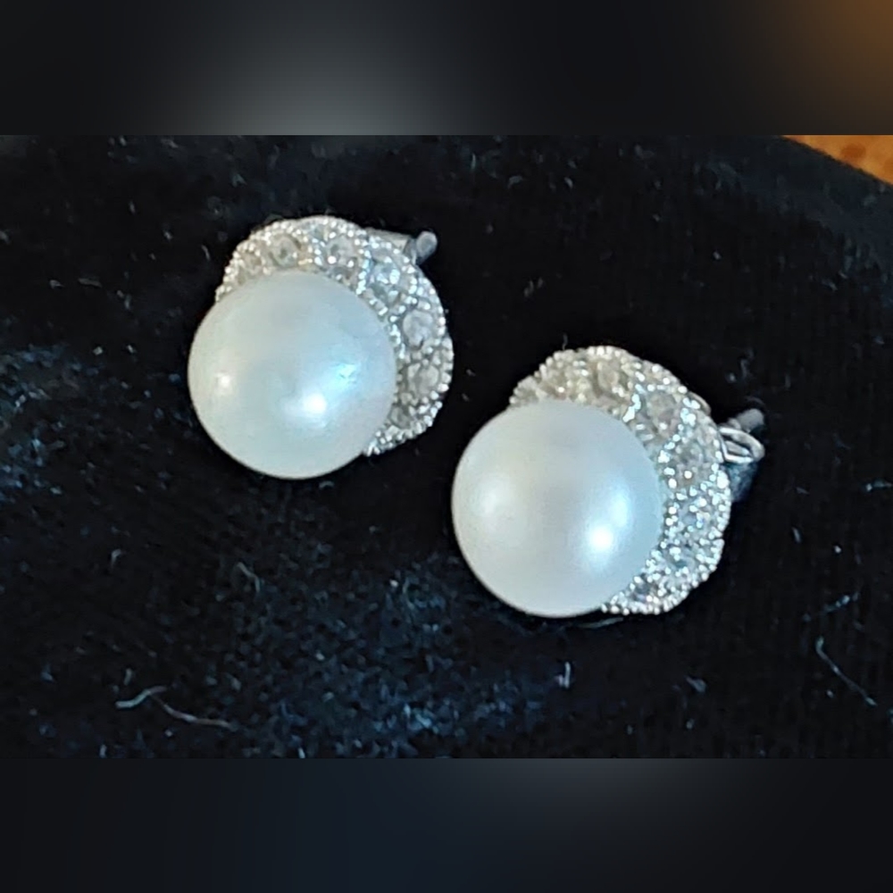 PEARL & DIAMOND SIMULATED 925s STUD EARRINGS